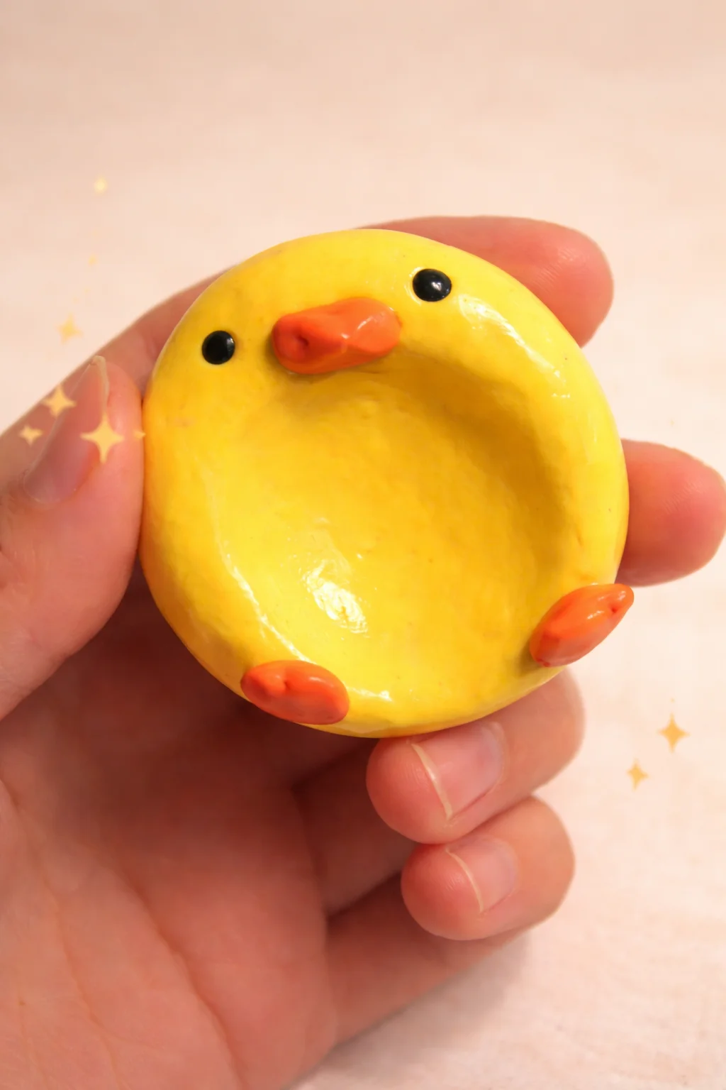 Sevimli Civciv Figürü Endişe Taşı