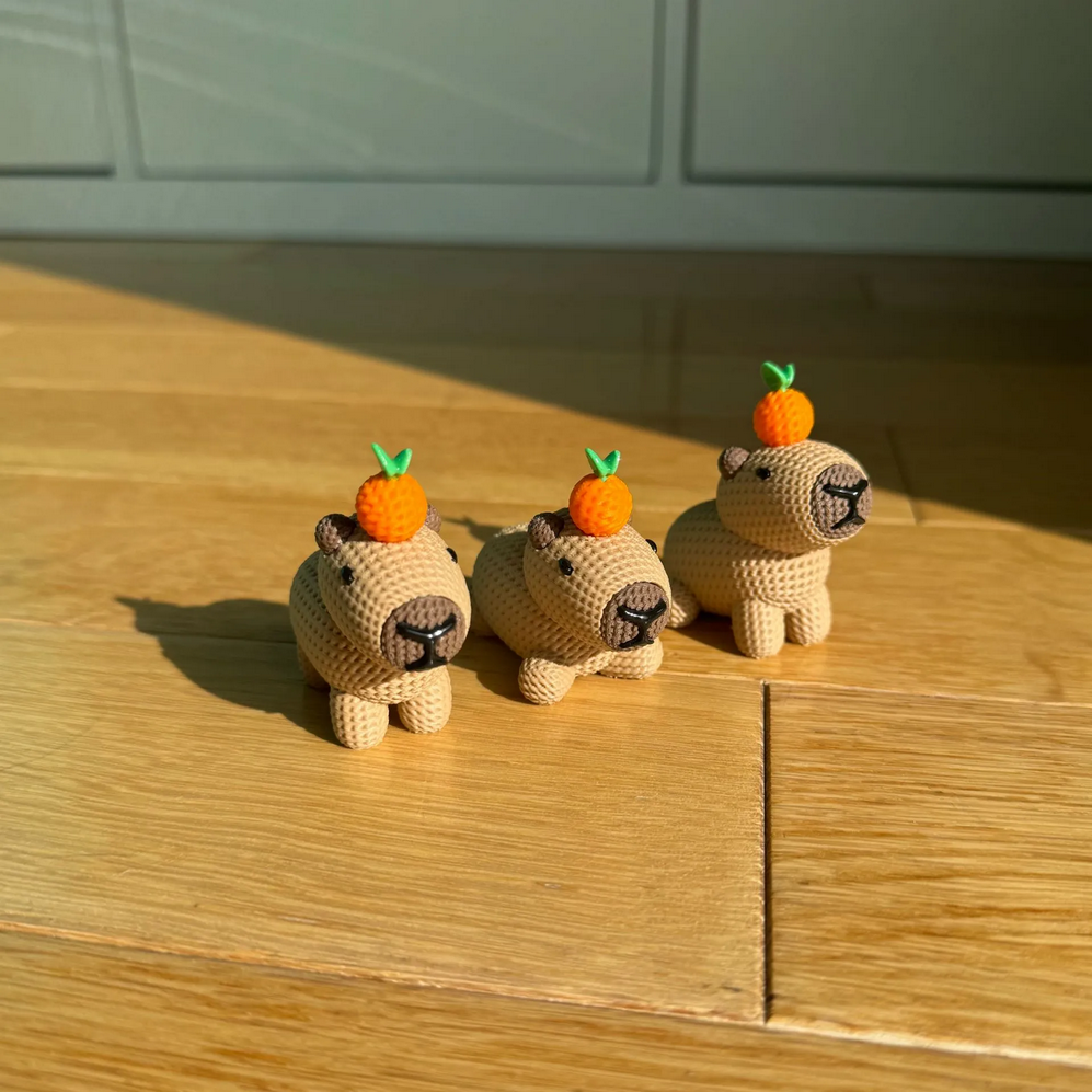 Örgü Görünümlü 3D Kapibara Figürü